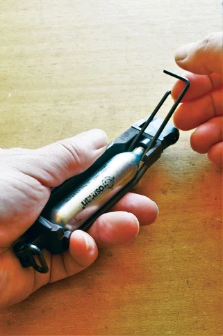 Factory Wholesale Air Pistol Cartridge 12 Gram Co2 Gas Cylinders